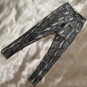 Everlast Animal Print Yoga Pants Leggings Sports